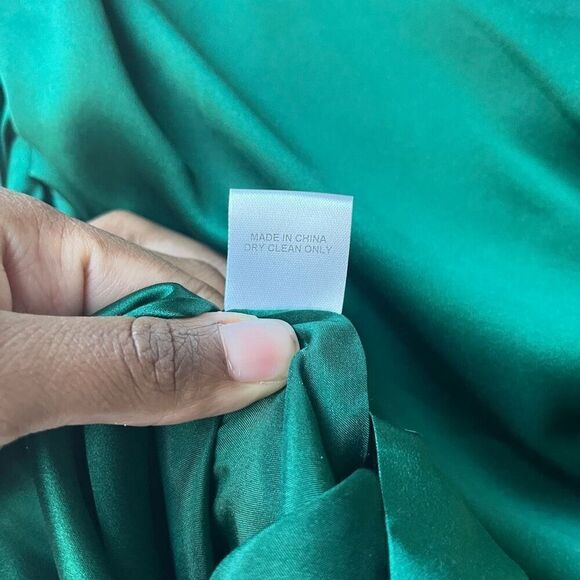 The Sei Emerald Green Silk Ruched Mini Skirt Size 4‎ - Picture 8 of 8